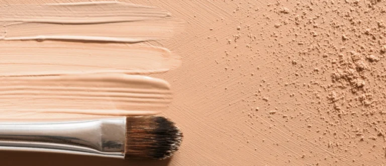 Compact Foundation vs. Liquid Foundation