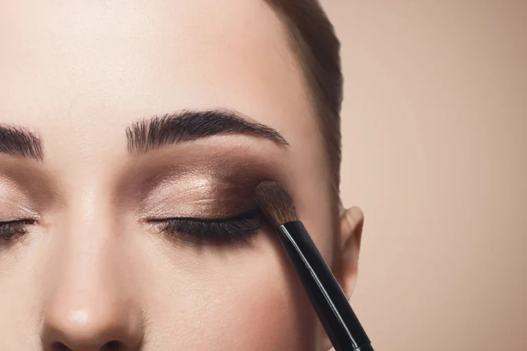 Step-by-Step Makeup Guide for Beginners